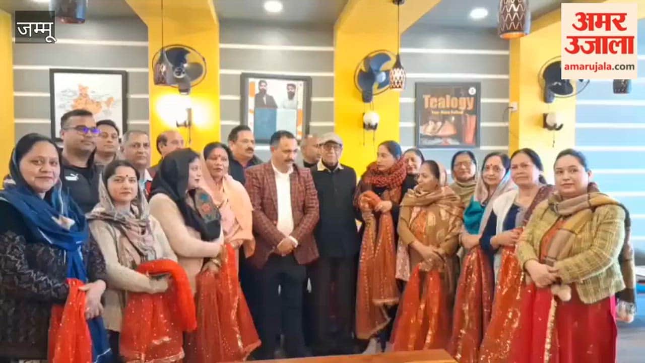 BJP Mahila Morcha honoured Amardeep Singh