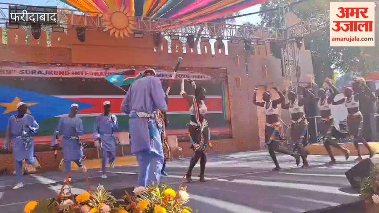 Foreign artists presented at main Chaupal in Surajkund Mela