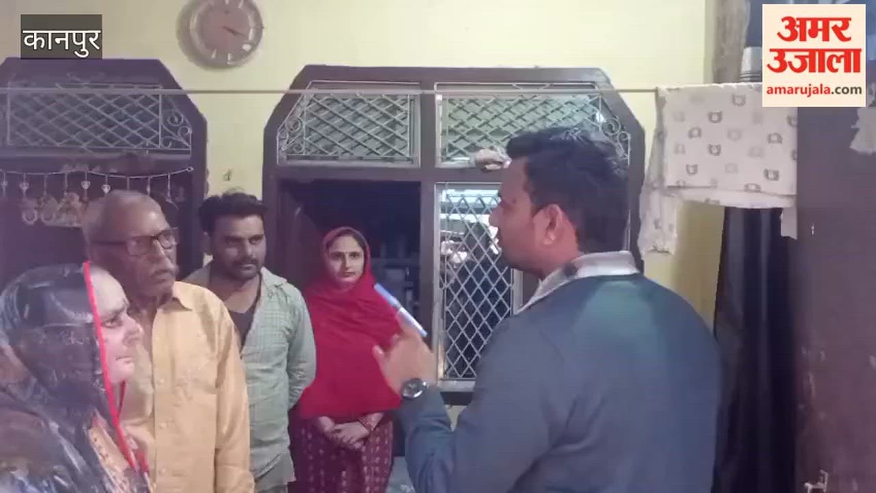 Deputy Tehsildar Mandhana arrived to investigate the dispute between mother and son