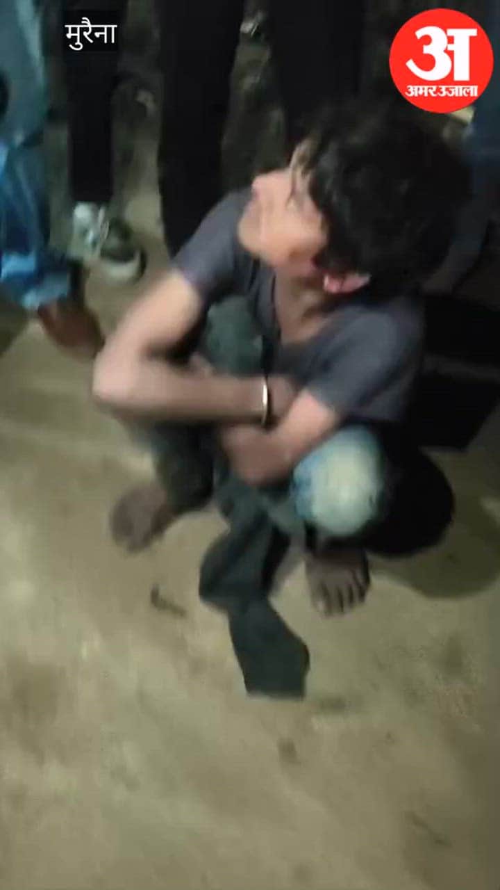 Three thieves entered the temple in the middle of the night to steal, but villagers caught one of them.