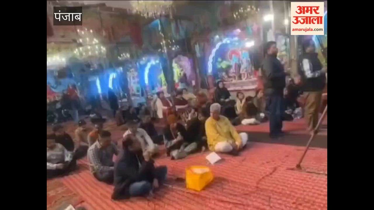 Bhajan evening organised at Thakurdwara Shiv Mandir Pakka Bagh in Phagwara