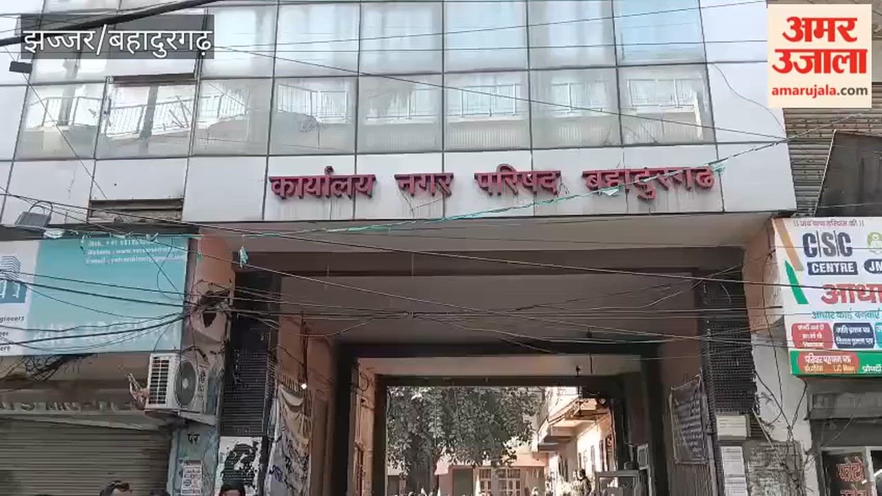 203 sanitation workers on national strike today in Bahadurgarh Municipal Council, protest till Devi Lal Park regarding their demands
