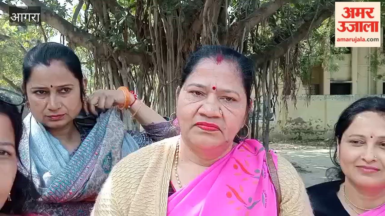 Anganwadi and ASHA Workers Stage Massive Protest in Mathura