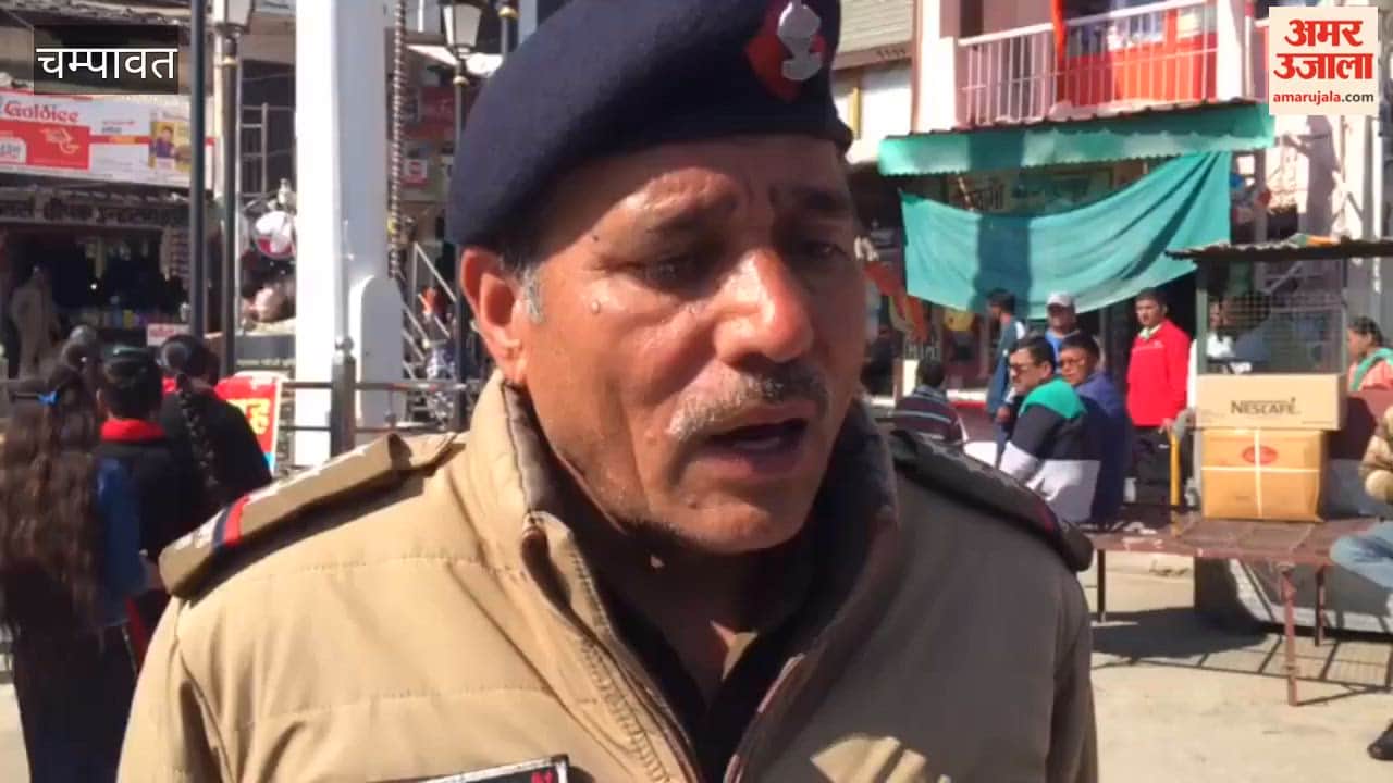 Awareness about traffic rules was created through street play at Champawat Motor Station