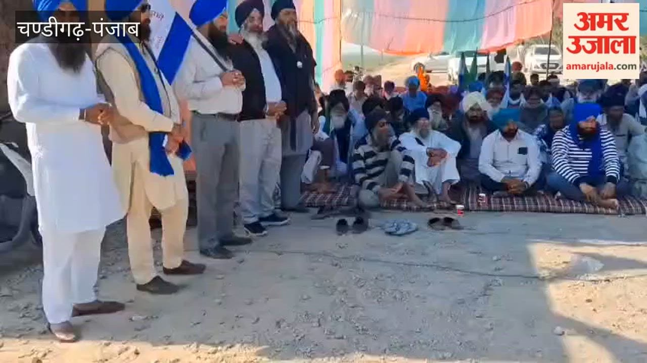 Protest continues for the second day over non-construction of Ferozepur-Makhu Road
