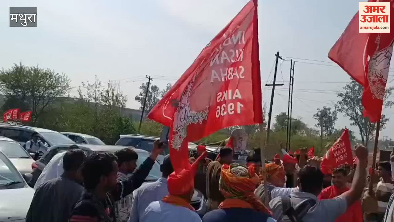 Farmers Block Agra-Delhi Highway Over Chhata Sugar Mill Closure
