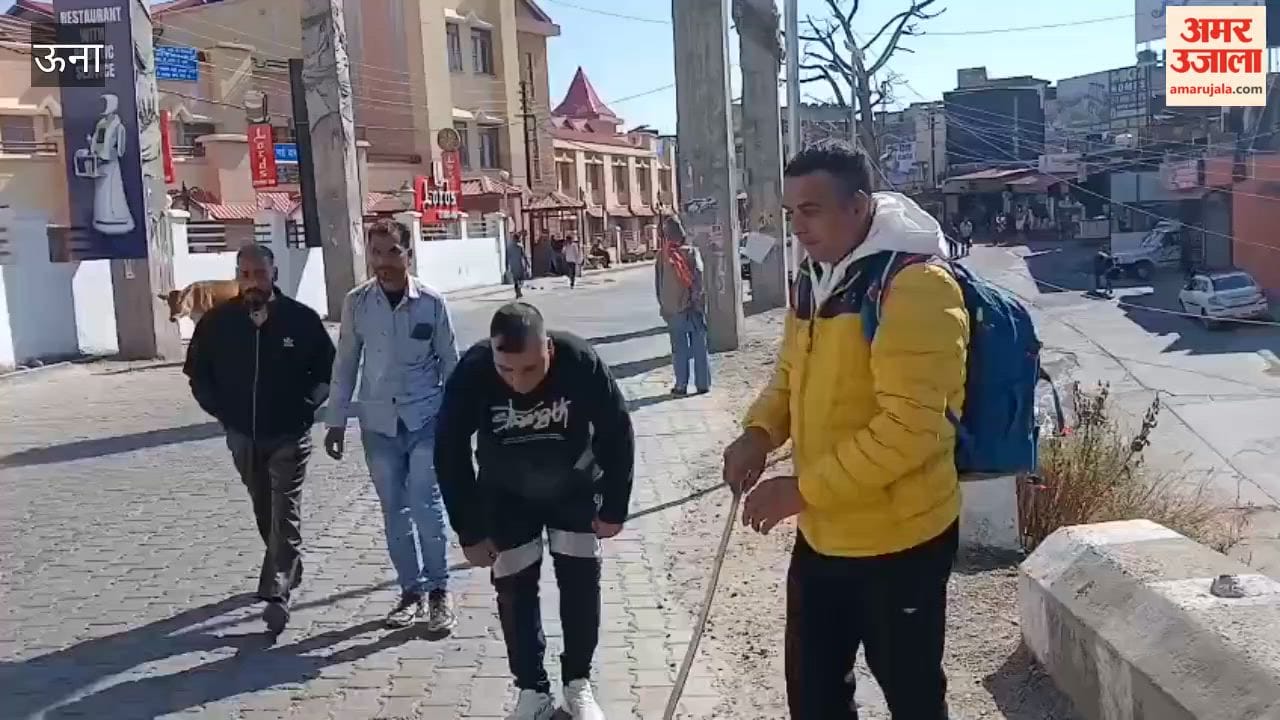 Una After the fulfillment of his wish, a devotee who returned from Belarus prostrated himself and expressed his gratitude at the feet of Mata Chintpurni