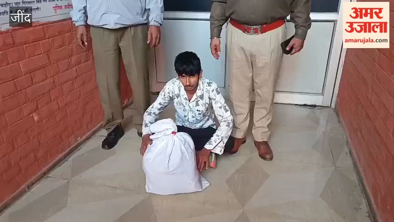 An accused was arrested with 4 kg 158 grams of cannabis near Malvi village in Jind.