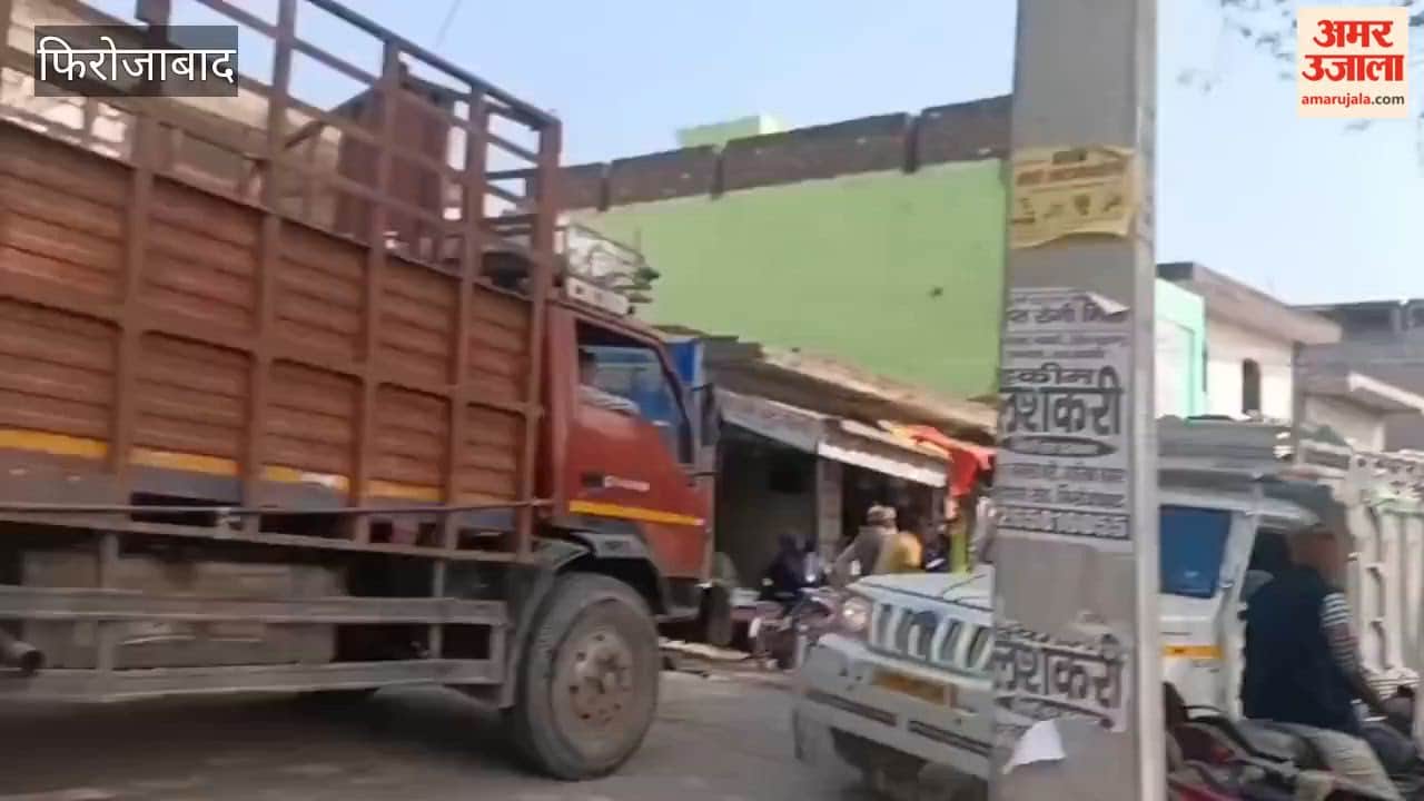 People are troubled by traffic jam in Fariha main market