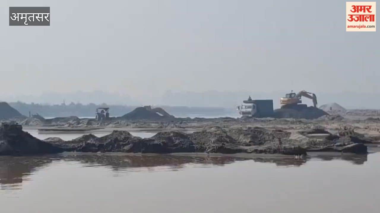 Cleaning of Ravi river begins in Ajnala, hope for relief from floods