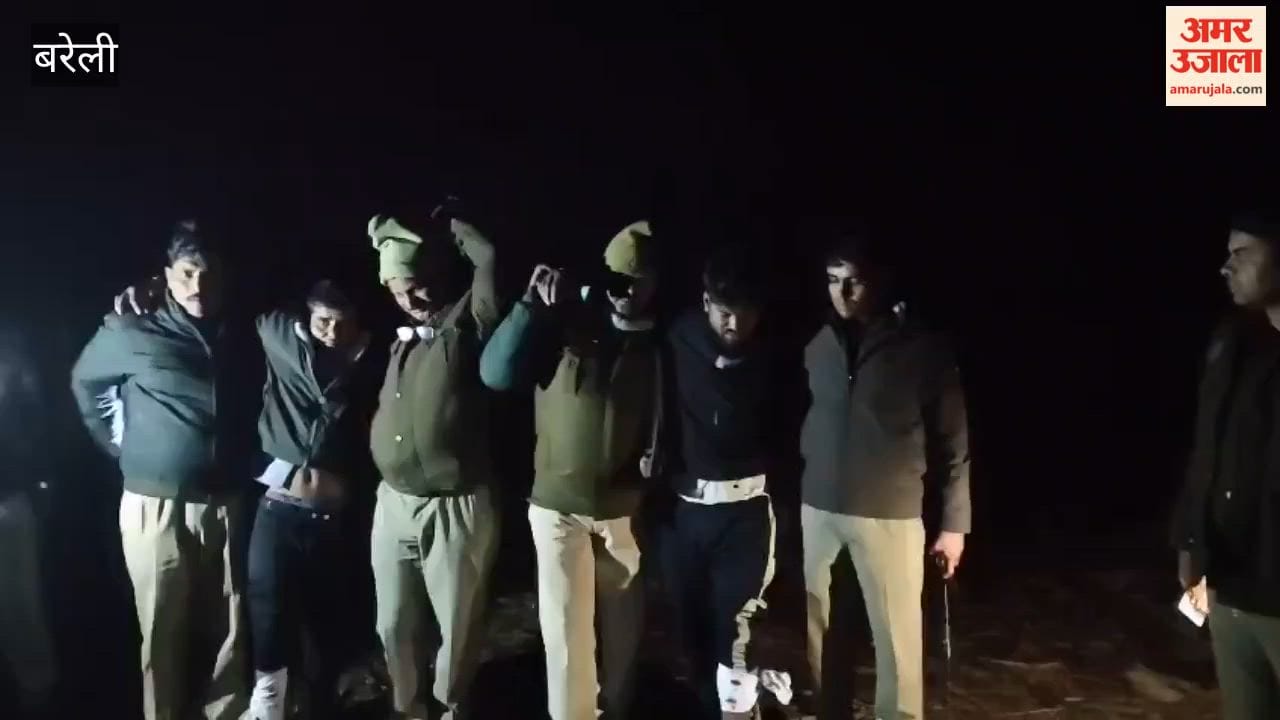 olice arrested four accused of robbery in an encounter