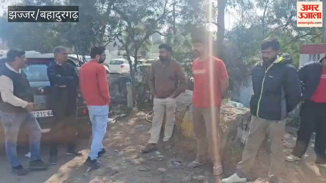 Husband murdered his wife by slitting her throat