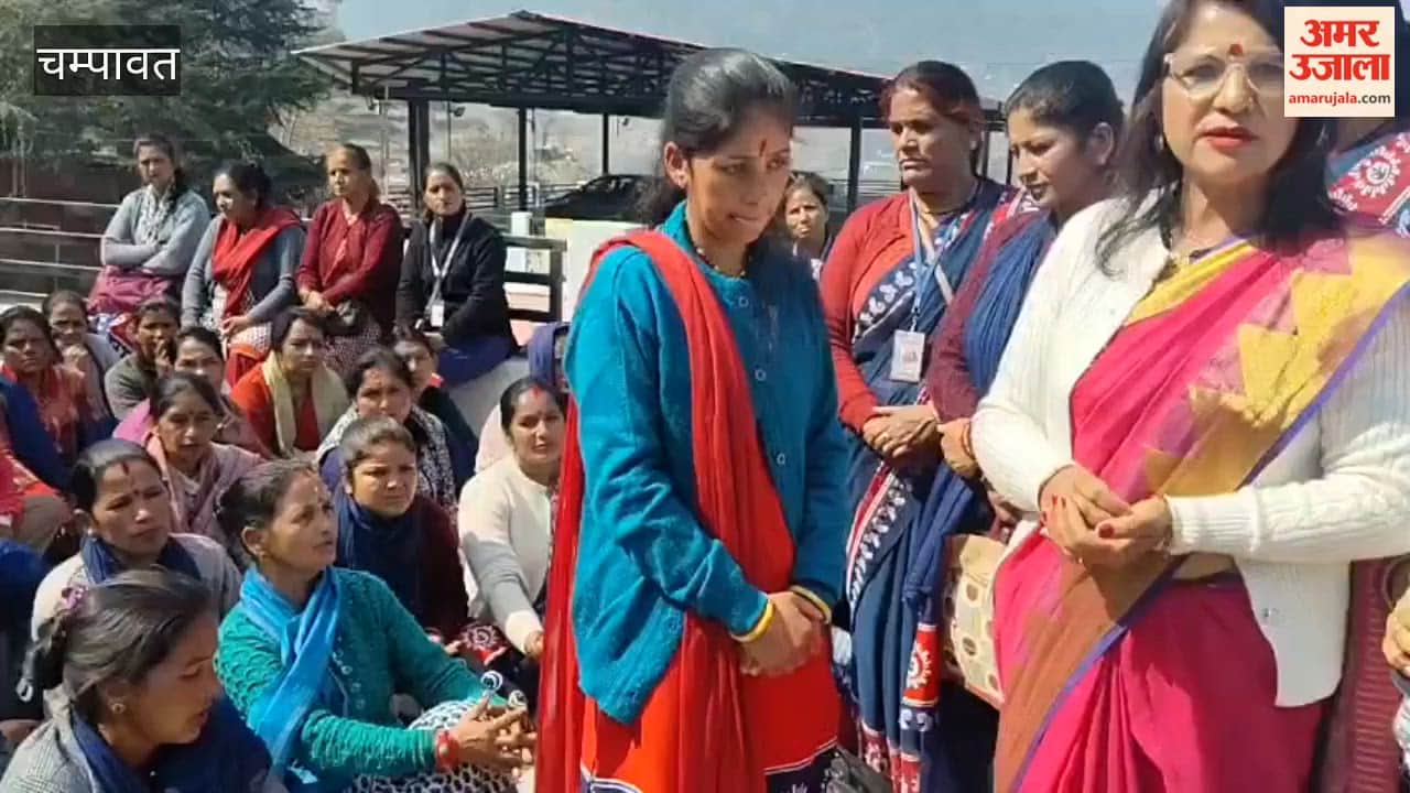 Anganwadi workers take out rally to press for their demands in champawat