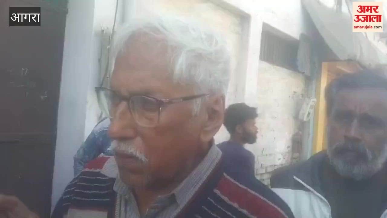 An elderly man recounts what happened during the metro construction accident.