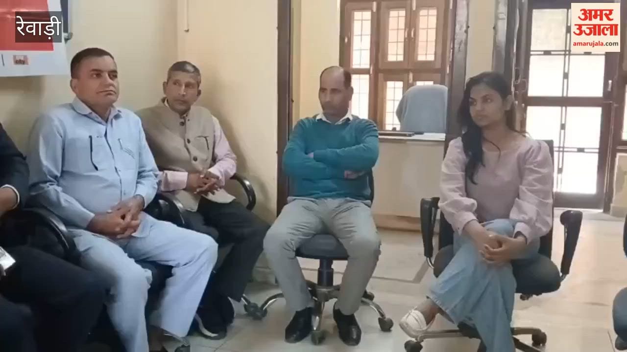 Teachers gave tips to students on stress-free preparation before exams in Rewari.