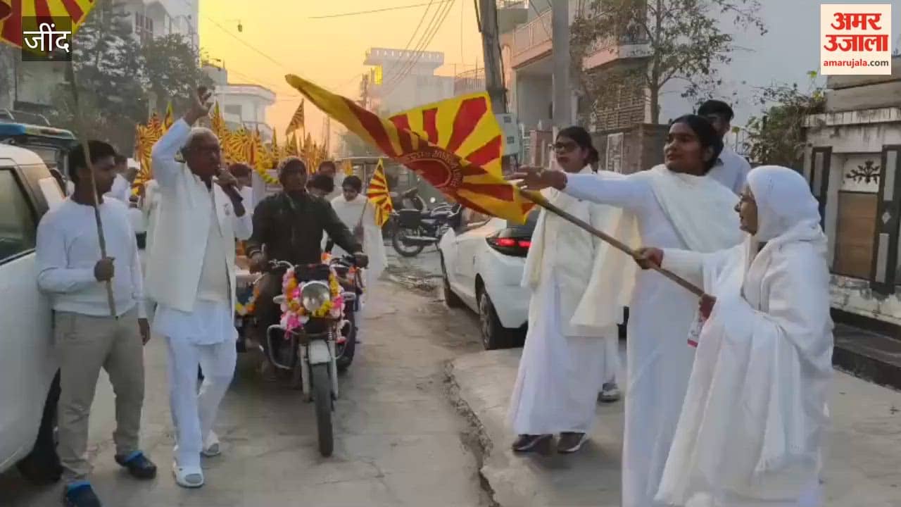 Brahma Kumaris of Jind celebrated Shiva Jayanti, BK Vijay flagged off the morning procession