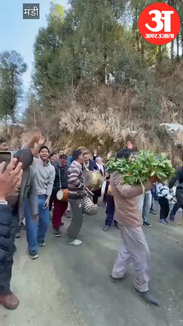 Mandi: नाचन सिराज में न्यार की माला पहन खुश होते हैं शिवजी, हर घर में दीवार पर बनाई जाती है शिव की तस्वीर