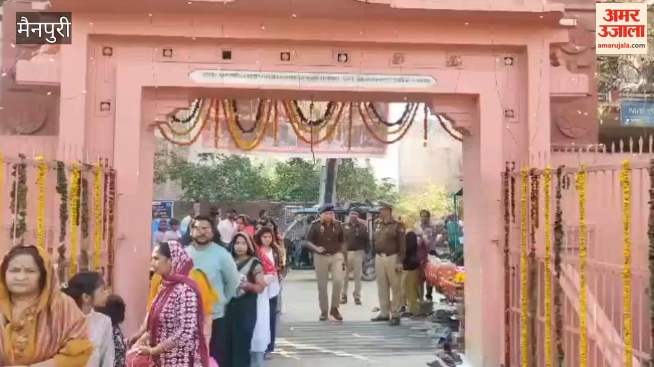 Crowds of devotees throng Shiva temples on Mahashivratri