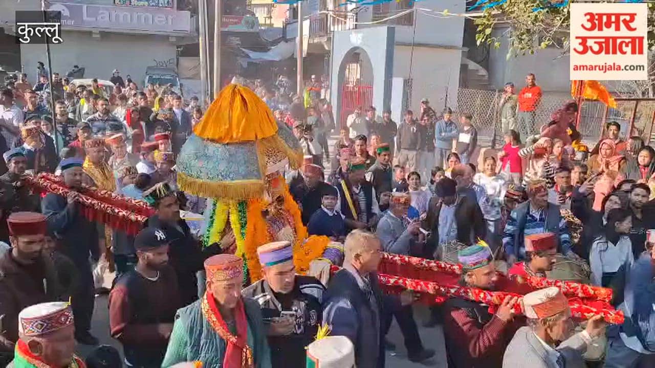 Kullu Gods and goddesses reached Bhootnath temple on Shivratri divine meeting took place