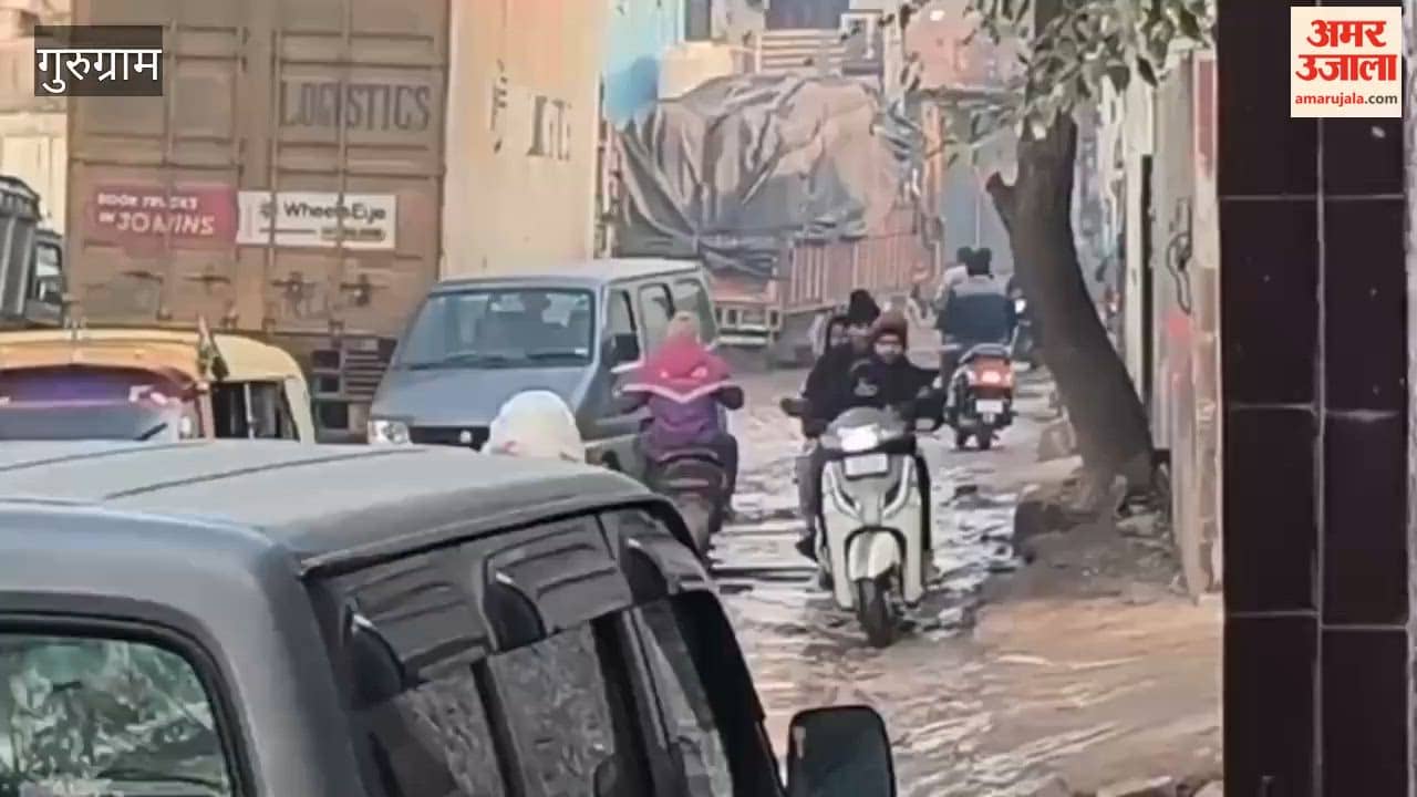 Road filled with water in Ashok Vihar in gurugram
