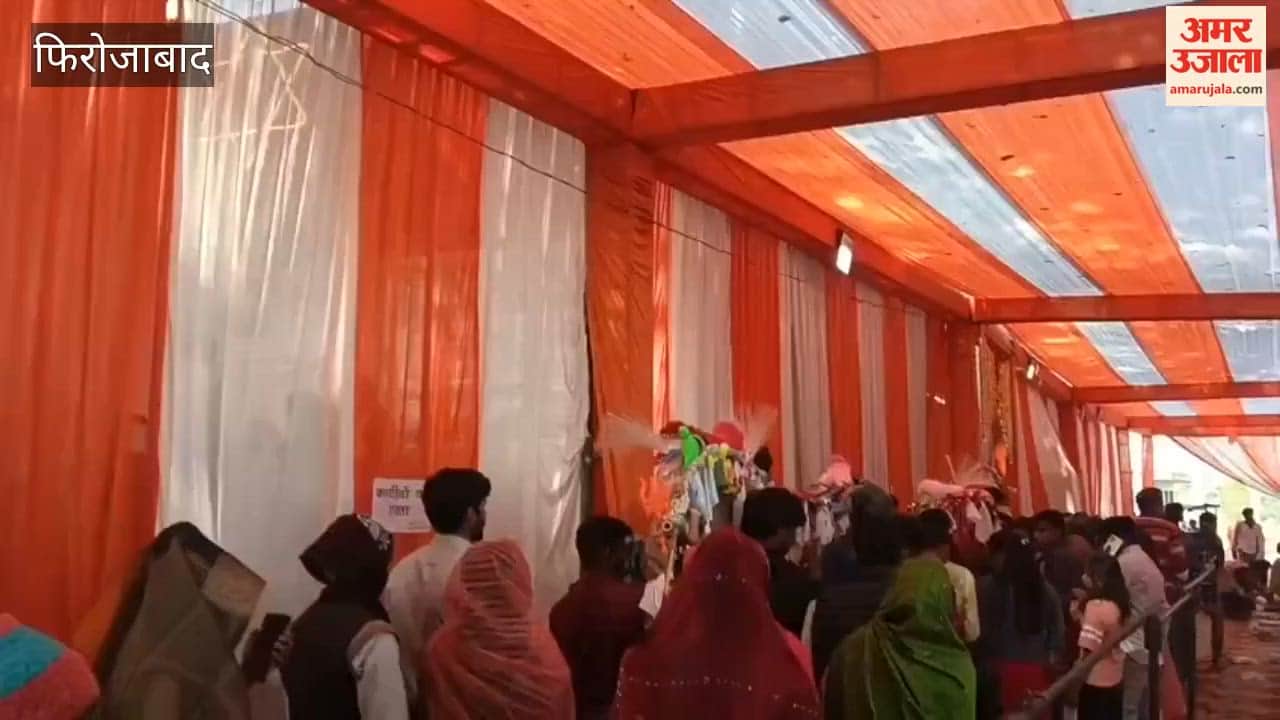 Crowds gathered at Kaleshwar Mahadev Temple in Firozabad on Mahashivratri