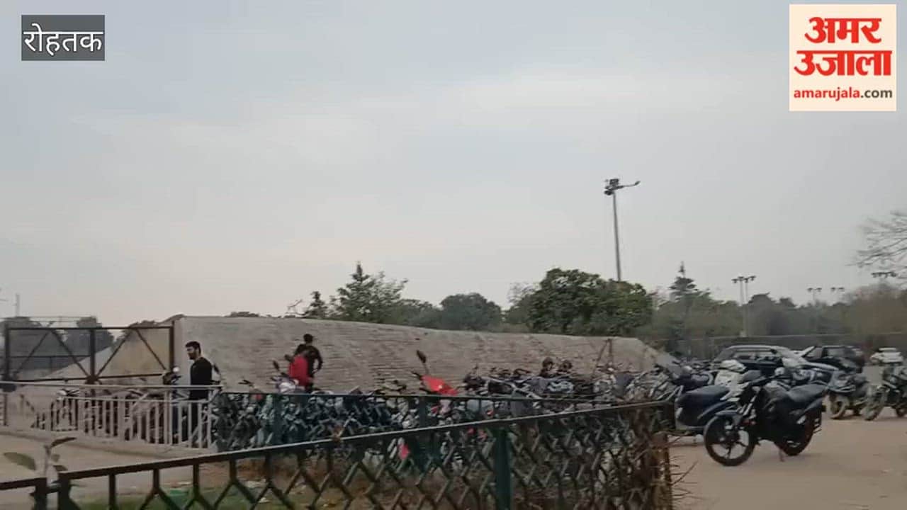 Rohtak witnessed light drizzle in the morning, with the minimum temperature reaching 15.8 degrees