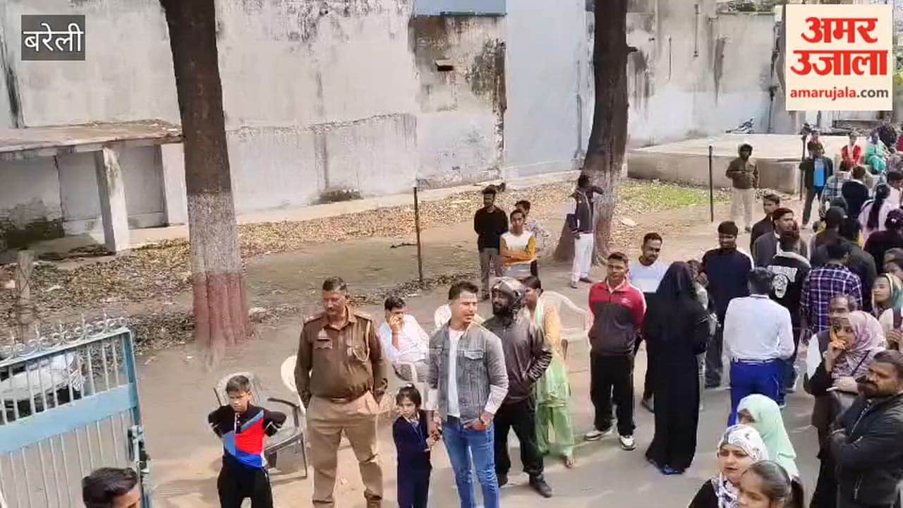 High school Hindi exam held amid tight security in Bareilly