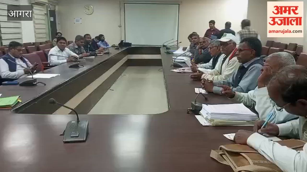 Uproar at Kisan Diwas in Vikas Bhawan as Officials Send Representatives