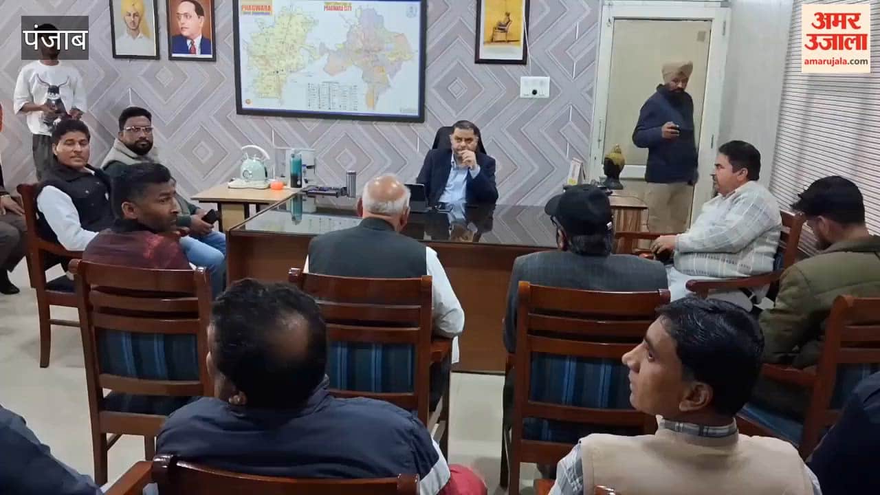 Pastors Welfare Association of Phagwara submitted a memorandum to the SDM for graveyards in the villages.