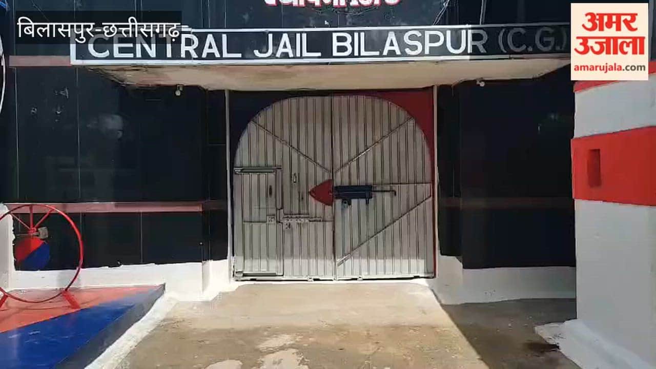 Prisoner slits throat with sickle in Bilaspur Central Jail causing panic in jail administration