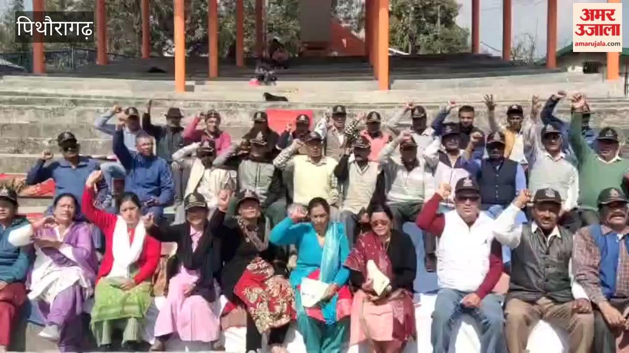 Ex-servicemen staged a sit-in protest, saying they would not allow the environmental battalion to be shifted