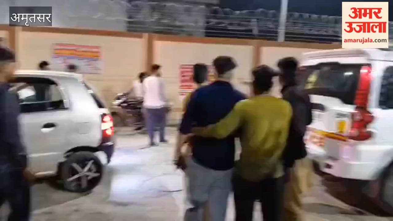 One killed five injured in head-on collision between two bikes in Jira