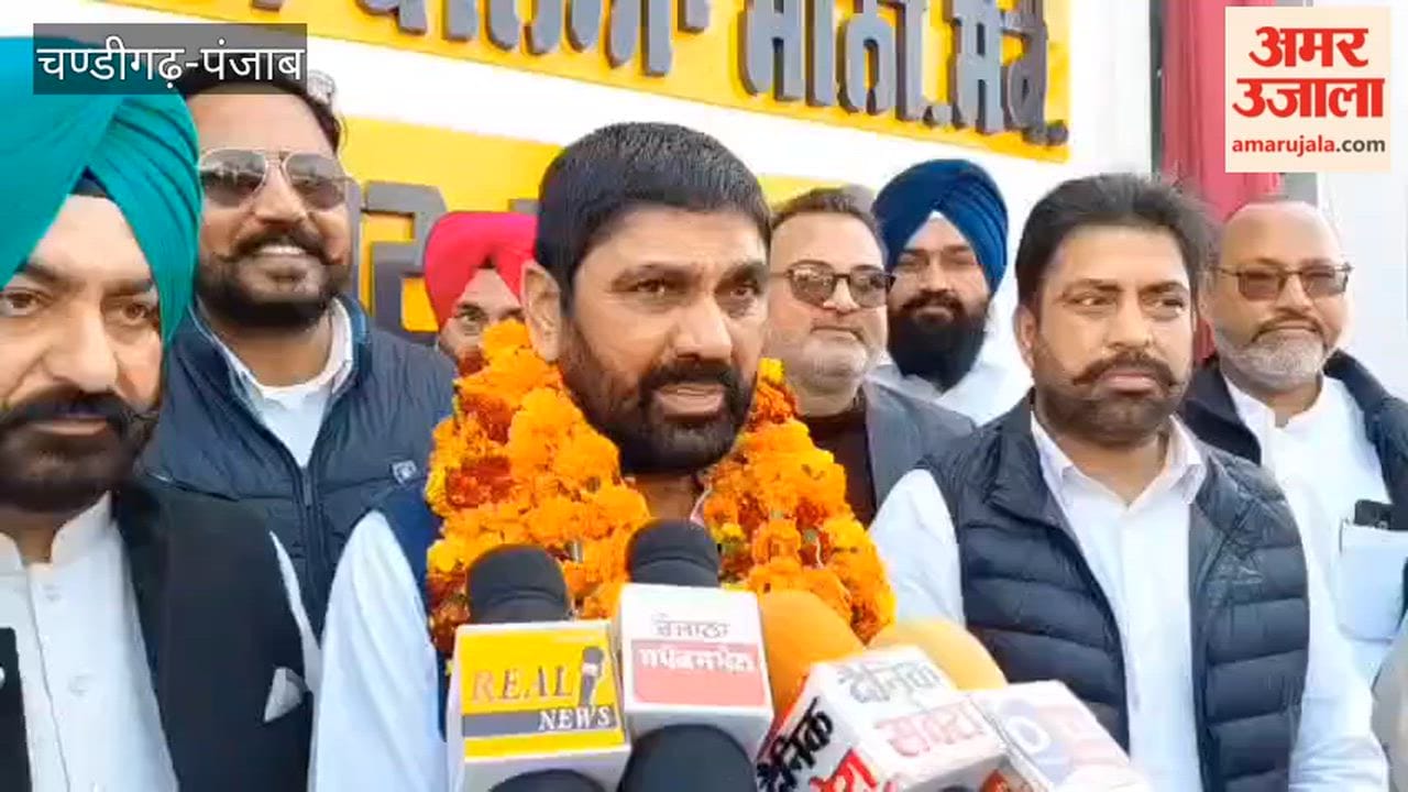 MLA inaugurated the main gate of the government school in Jira
