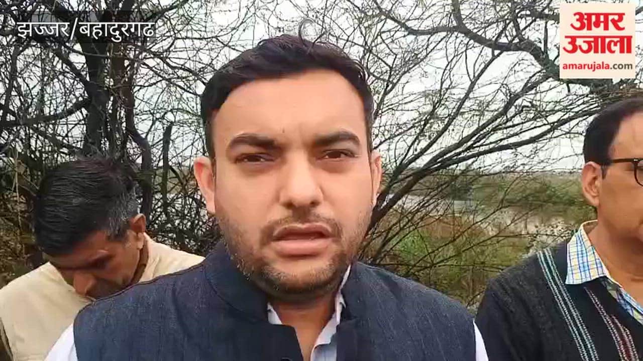 SDM Abhinav Siwach laid the foundation stone for the road construction work.