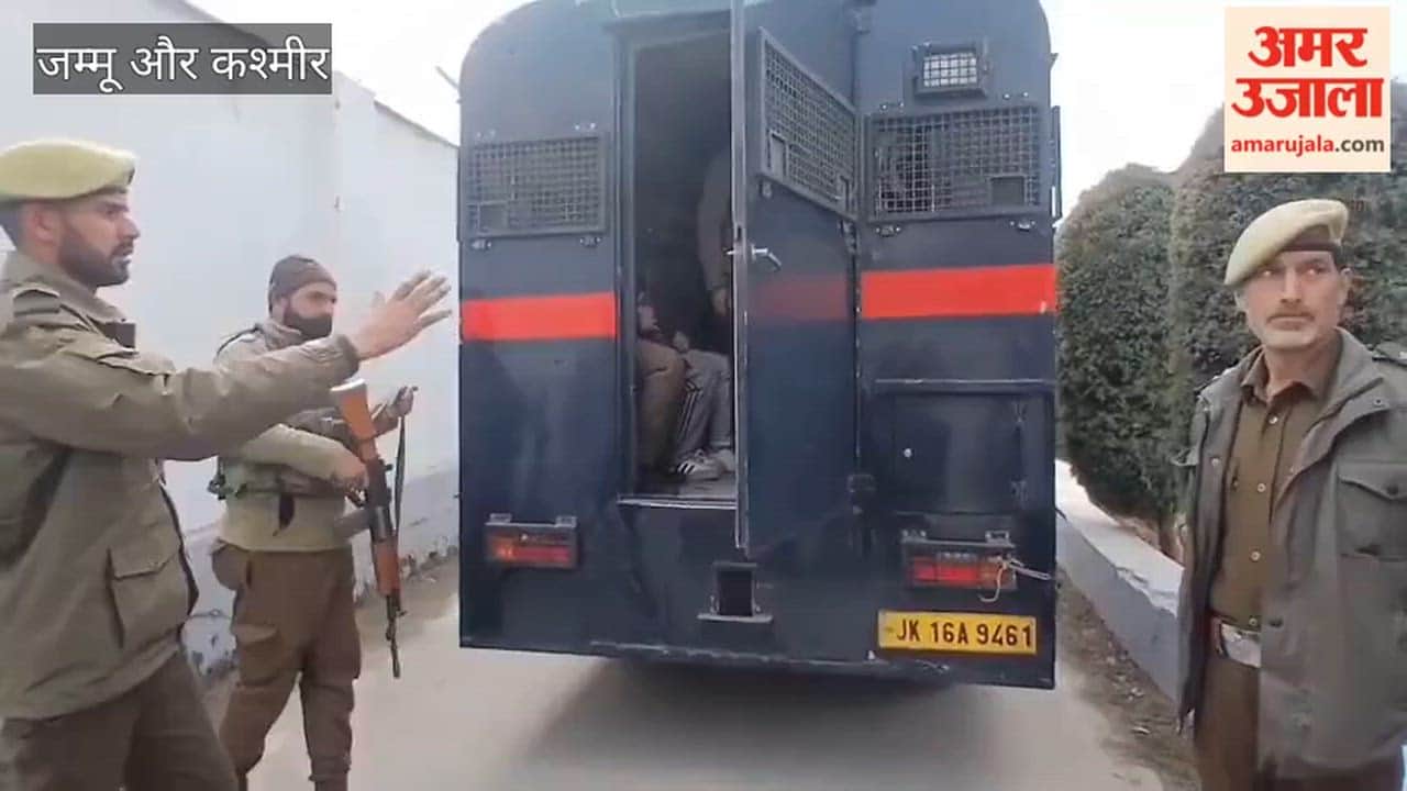 209 crore rupees swindled under the pretext of investment, nine people including a doctor arrested