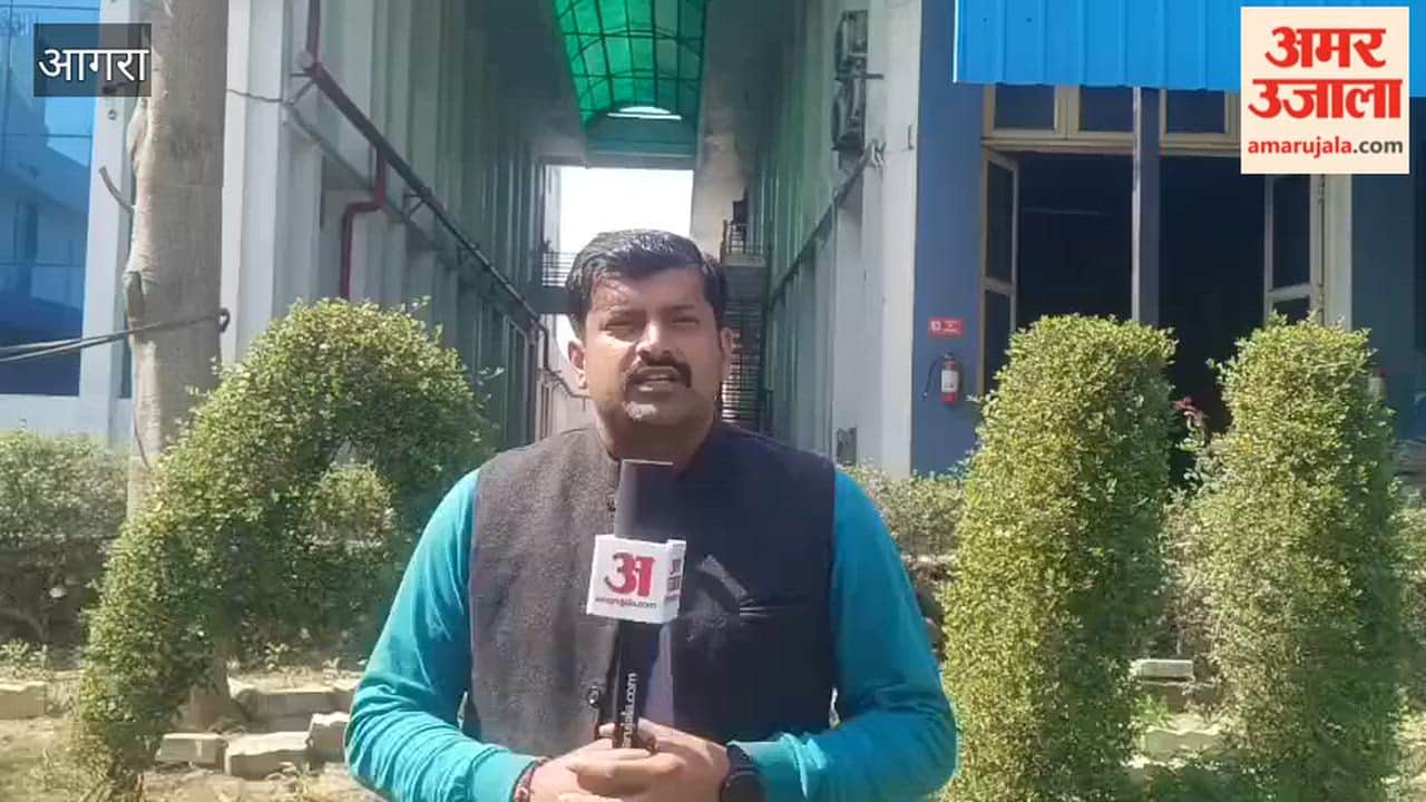 Water pipeline broken during drain cleaning