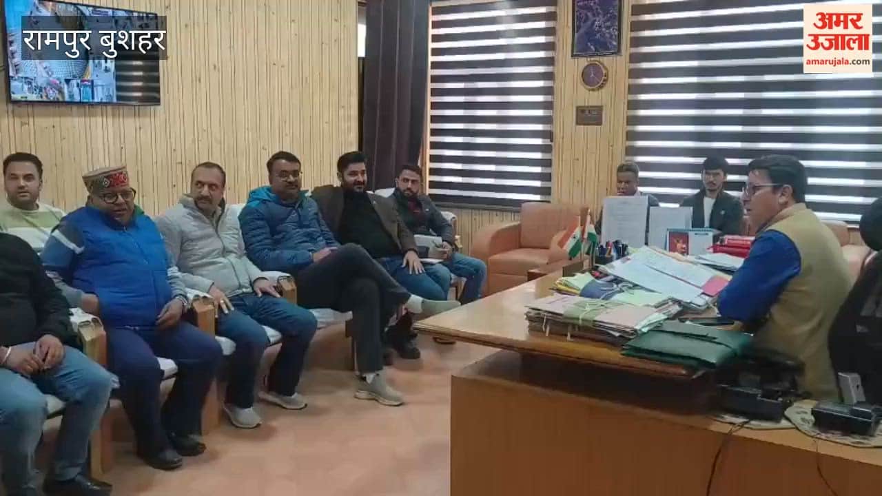 Discussion on parking and better traffic management in Rampur