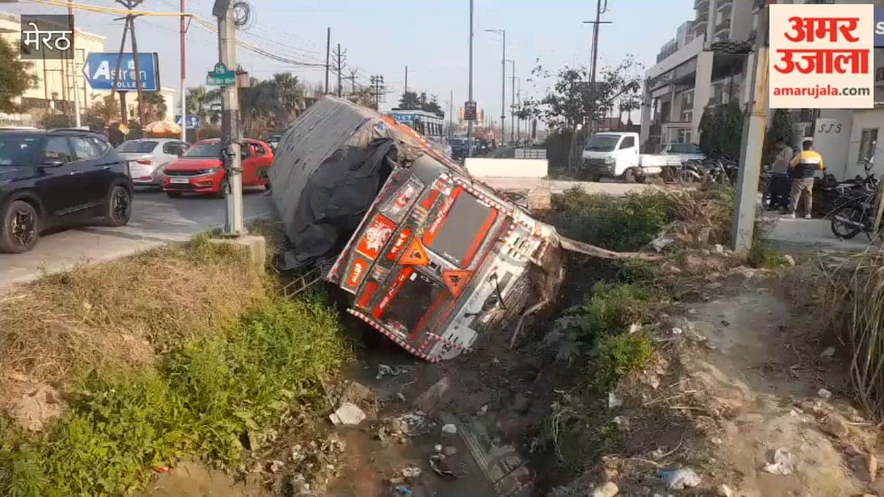 Meerut:  Truck Falls Into Drain While Trying to Save Cow, Driver Injured