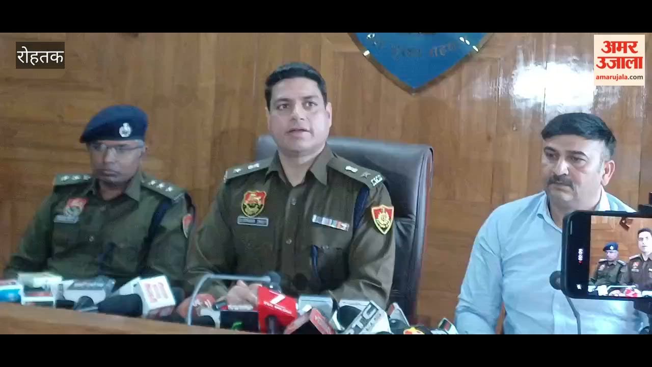 Police arrested two youths who were planning to open fire at liquor shops