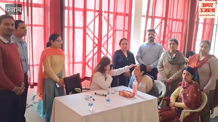 फगवाड़ा के सेंट सोल्जर कॉलेज में फ्री आई कैंप का आयोजन