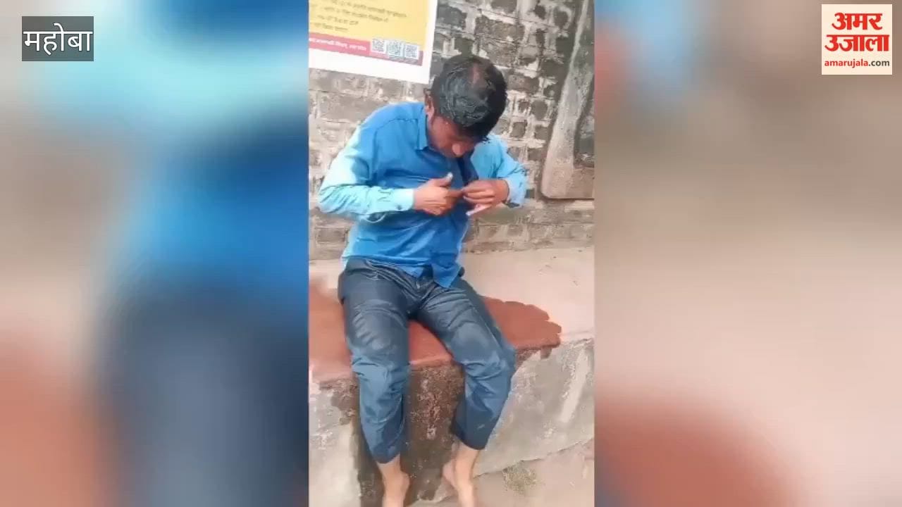 Mahoba: Distressed by a challan for an empty truck, a truck owner attempted suicide by self-immolation