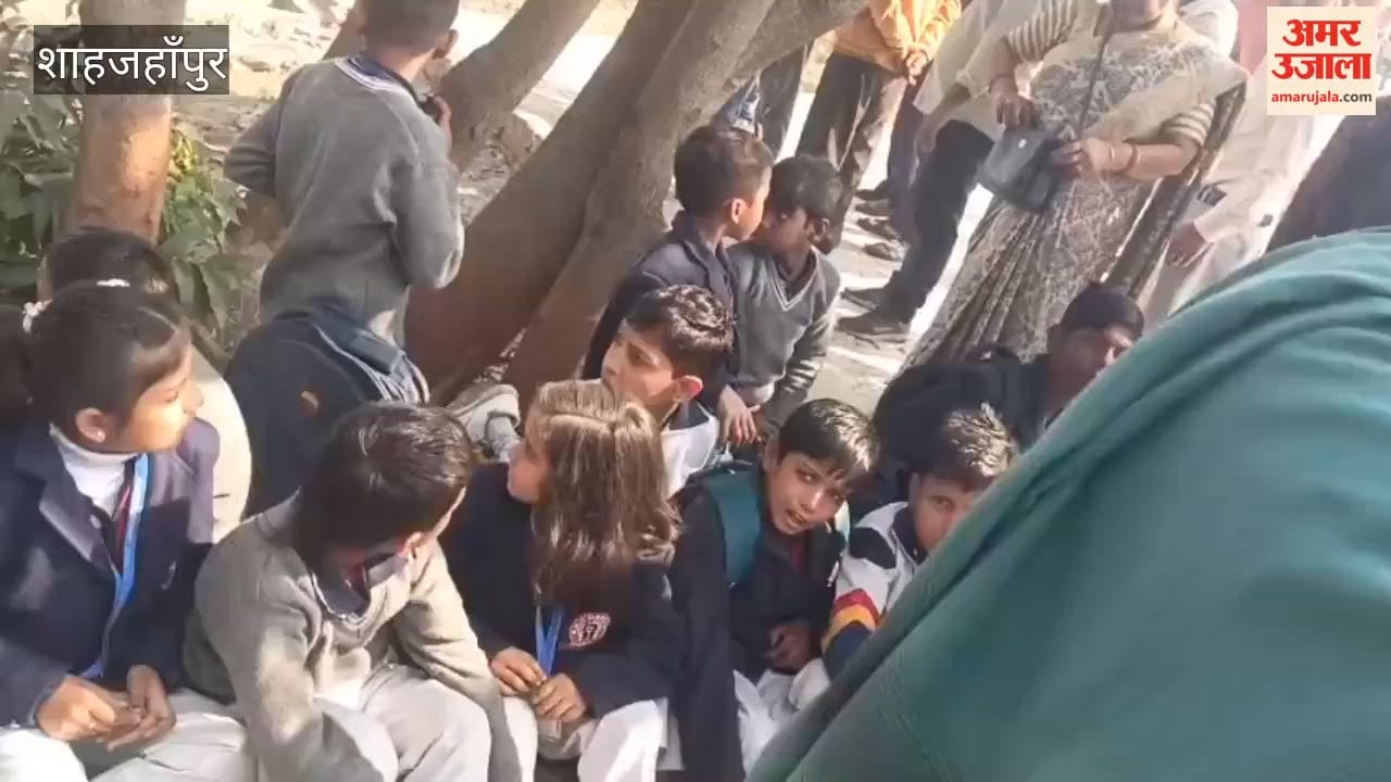 Two students seriously injured in school van accident on highway in Shahjahanpur