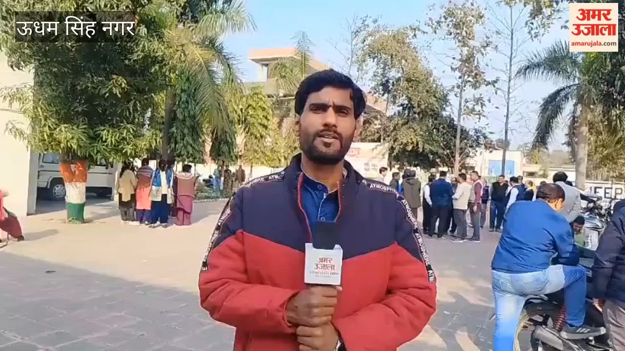Teachers protest attack on Director of Education in Dehradun