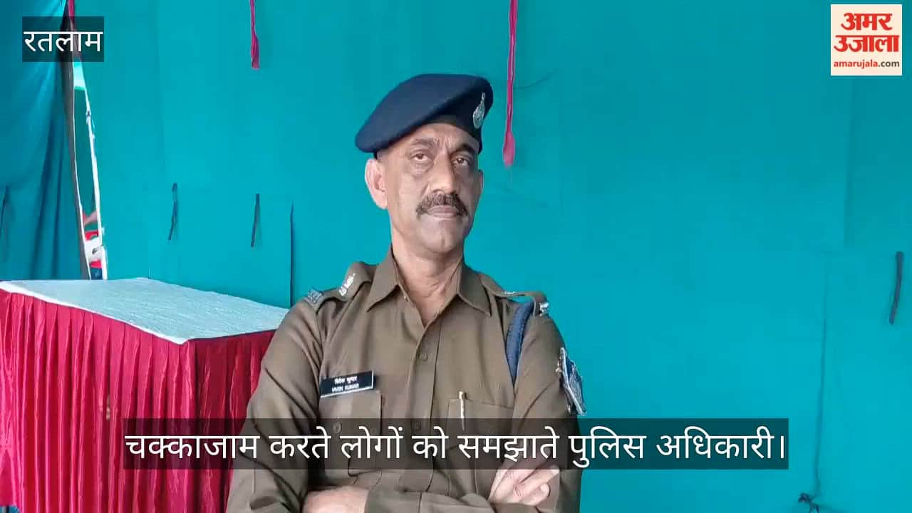 Hali hanged himself after the assault case was not heard in the police station, Sarpanch arrested