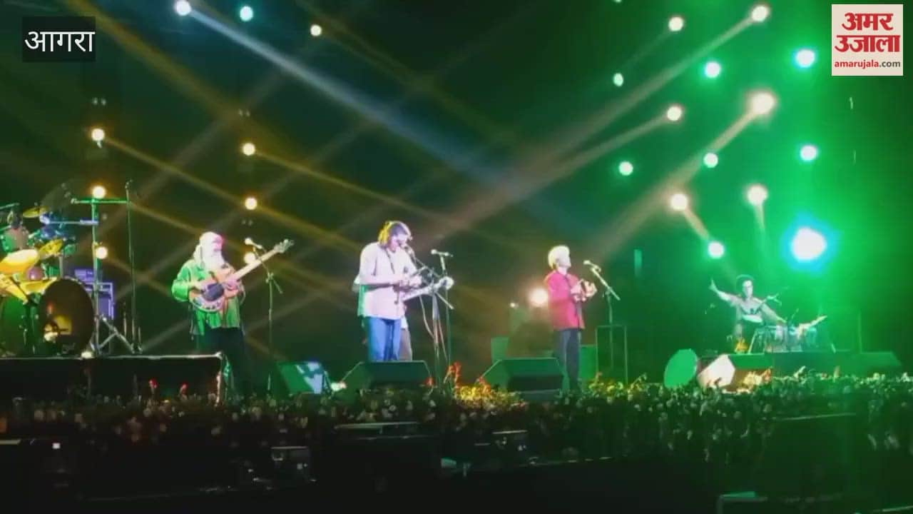 Indian Ocean Band performed at Taj Mahotsav