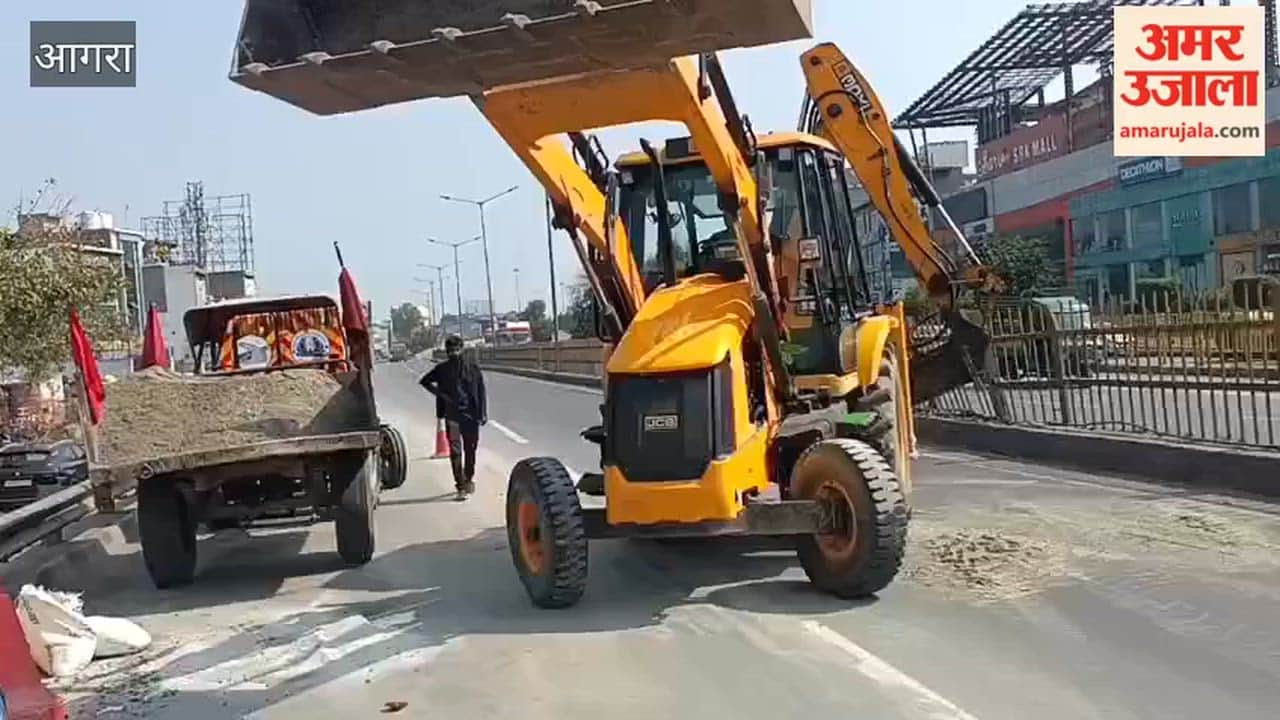 Sand Dumped on Delhi Highway Flyover Massive Traffic Chaos in Agra