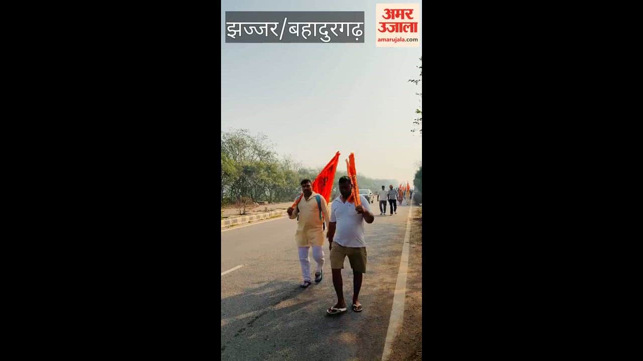group set off on foot from Badli in Bahadurgarh for Khatu Dham in Rajasthan, 300 km away