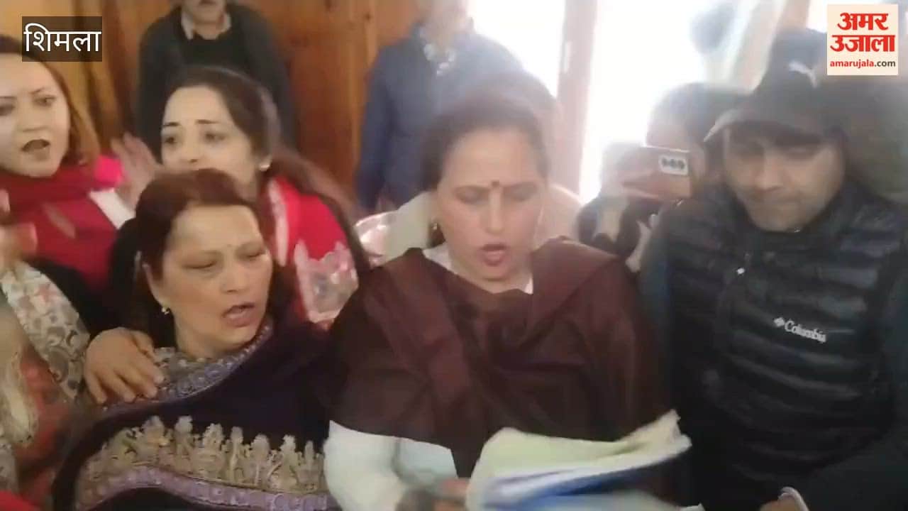 Shimla BJP boycotts Shimla Municipal Corporation budget, creates ruckus in the House over Mayor's tenure