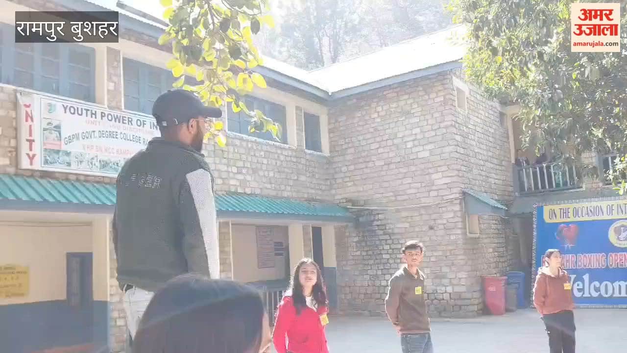 Rampur Bushahr ABVP opens front against the government in Rampur College