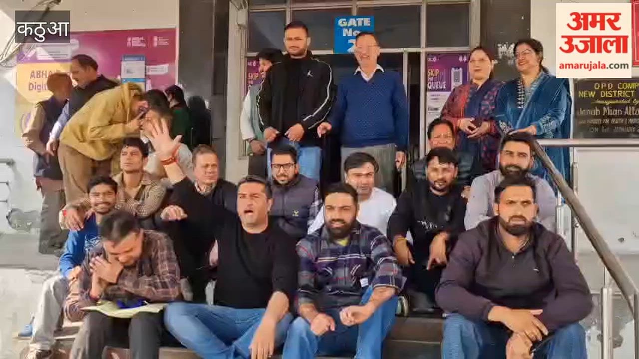 Health workers protest after two-and-a-half days' salary is withheld